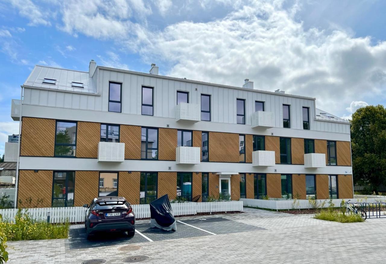 Huoneisto Brand New Centre Apartment, Free Parking Spot Tallinna