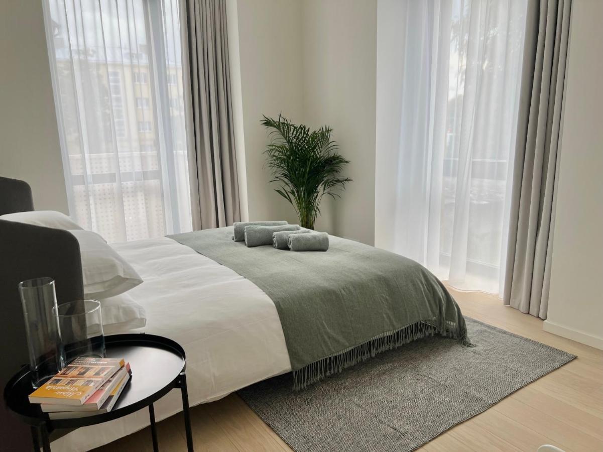 Brand New Centre Apartment, Free Parking Spot Huoneisto *
