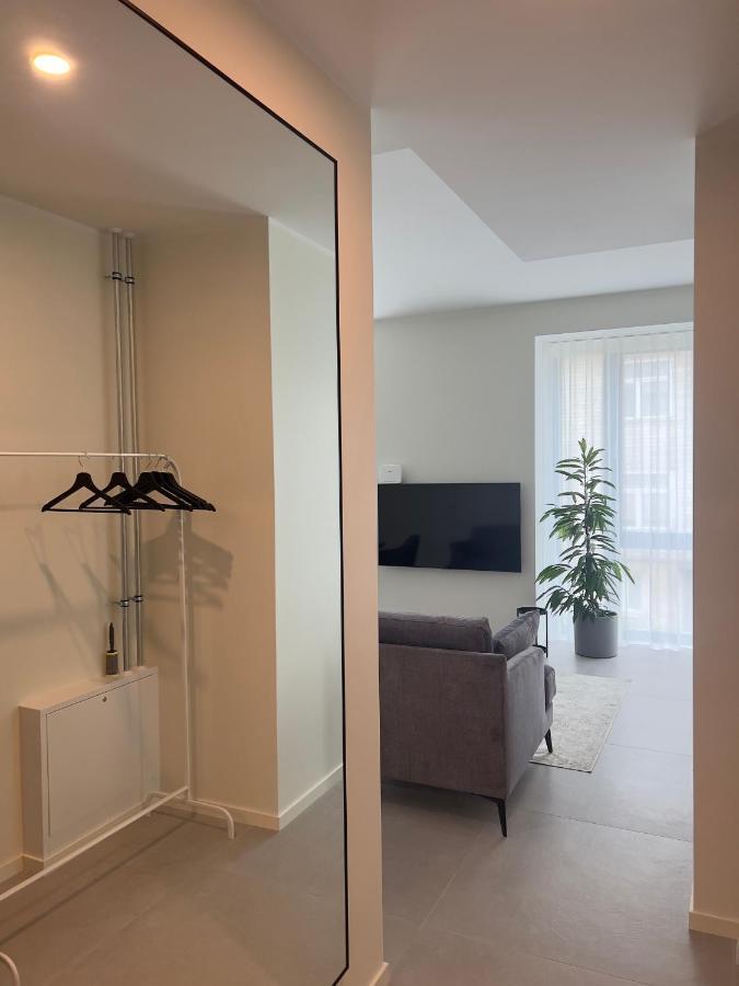Brand New Centre Apartment, Free Parking Spot