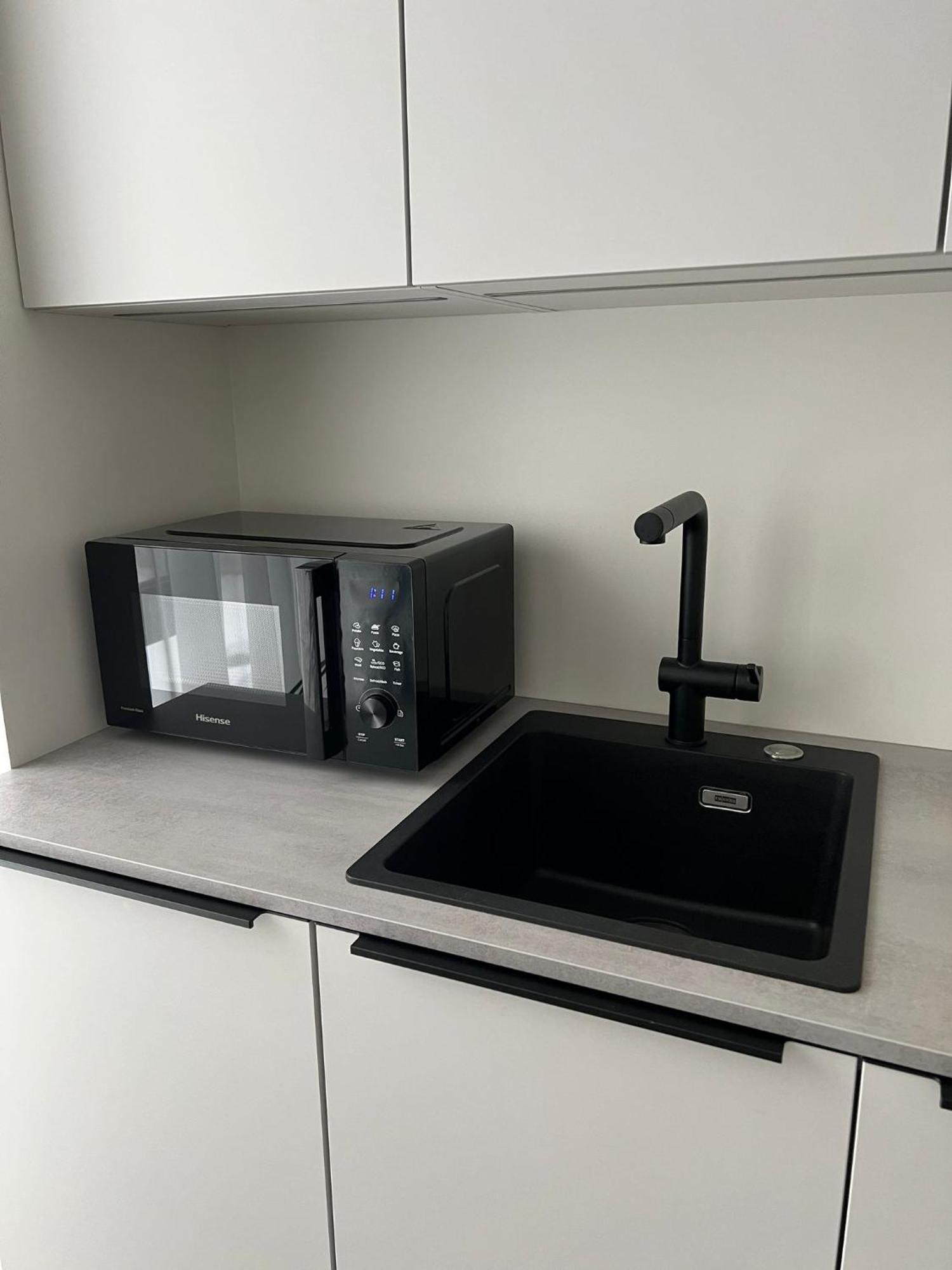 Brand New Centre Apartment, Free Parking Spot Huoneisto